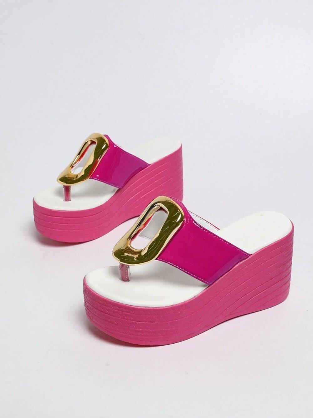 Hot Pink Fashionable Women's Thong Platform Sandals - Picture 5 of 9
